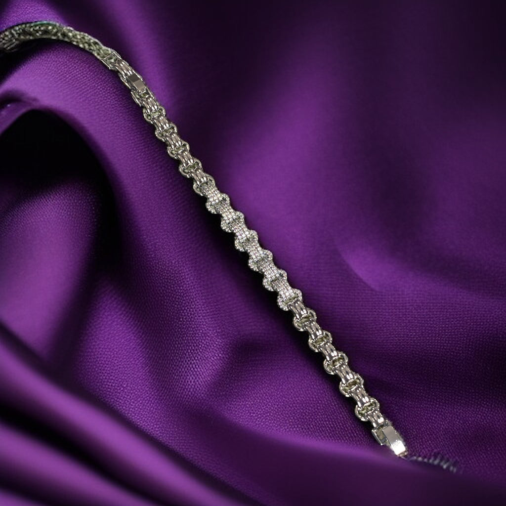 Pırlanta modeli pave taş bileklik