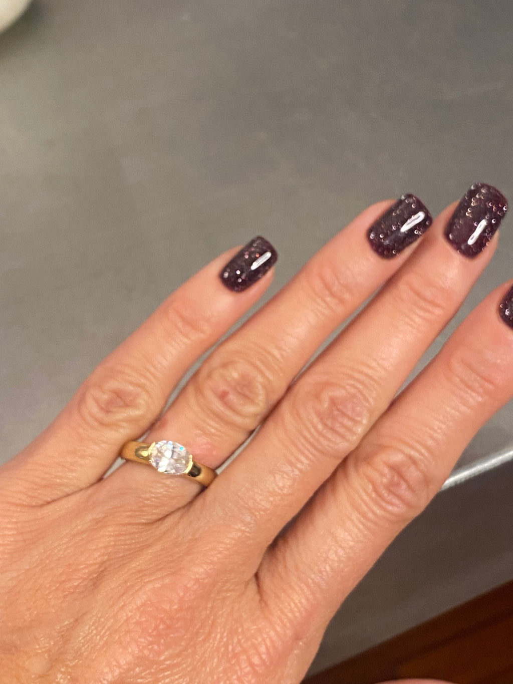 Oval tektaş yüzük