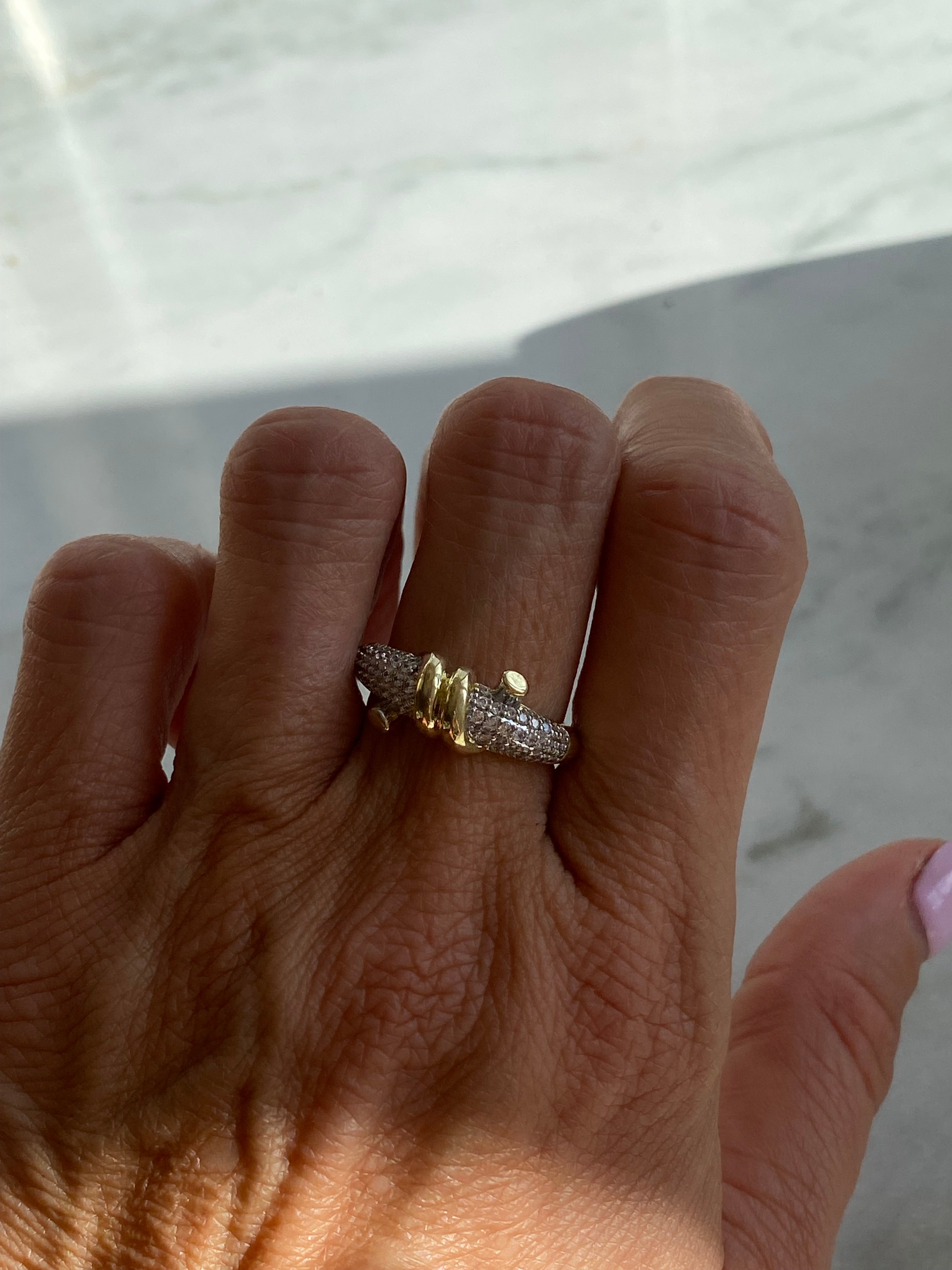 Pave düğüm yüzük