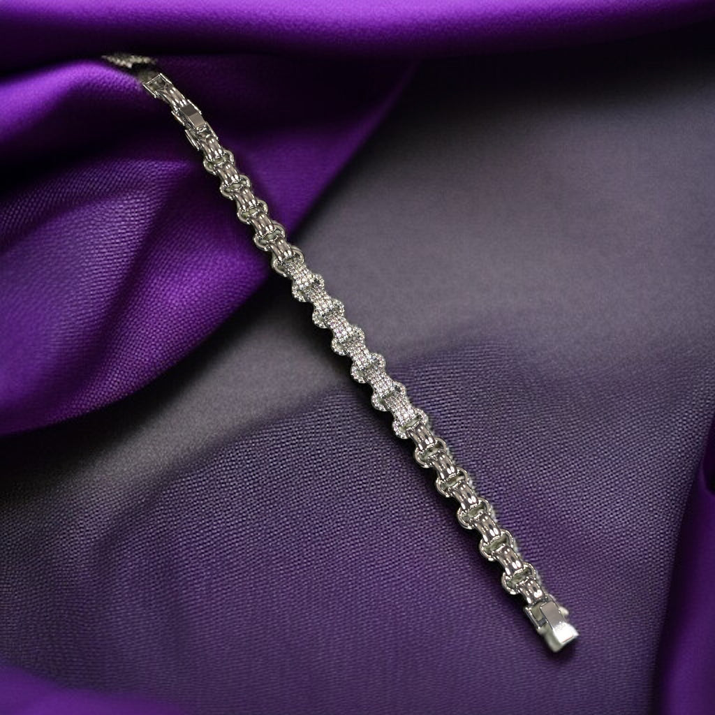 Pırlanta modeli pave taş bileklik