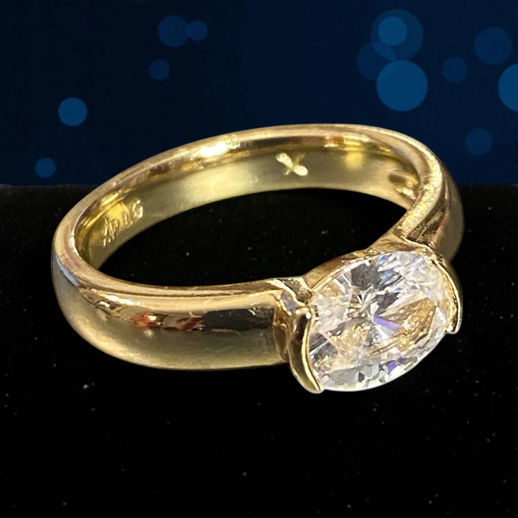 Oval tektaş yüzük