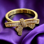 Baget taşlı fiyonk yüzük