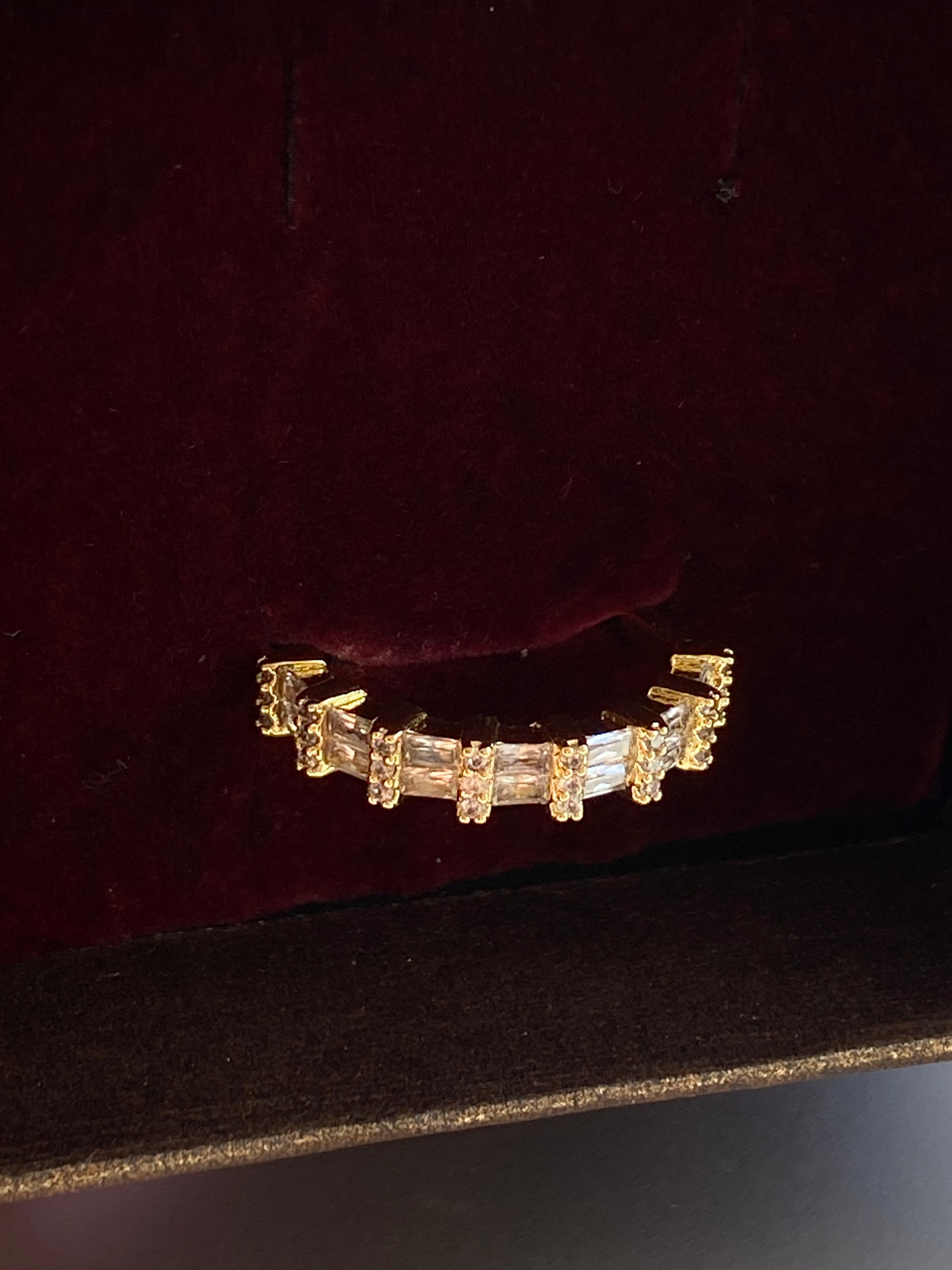 Baget sıralı yüzük