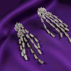 Baget zirkon taşlı saçaklı küpe