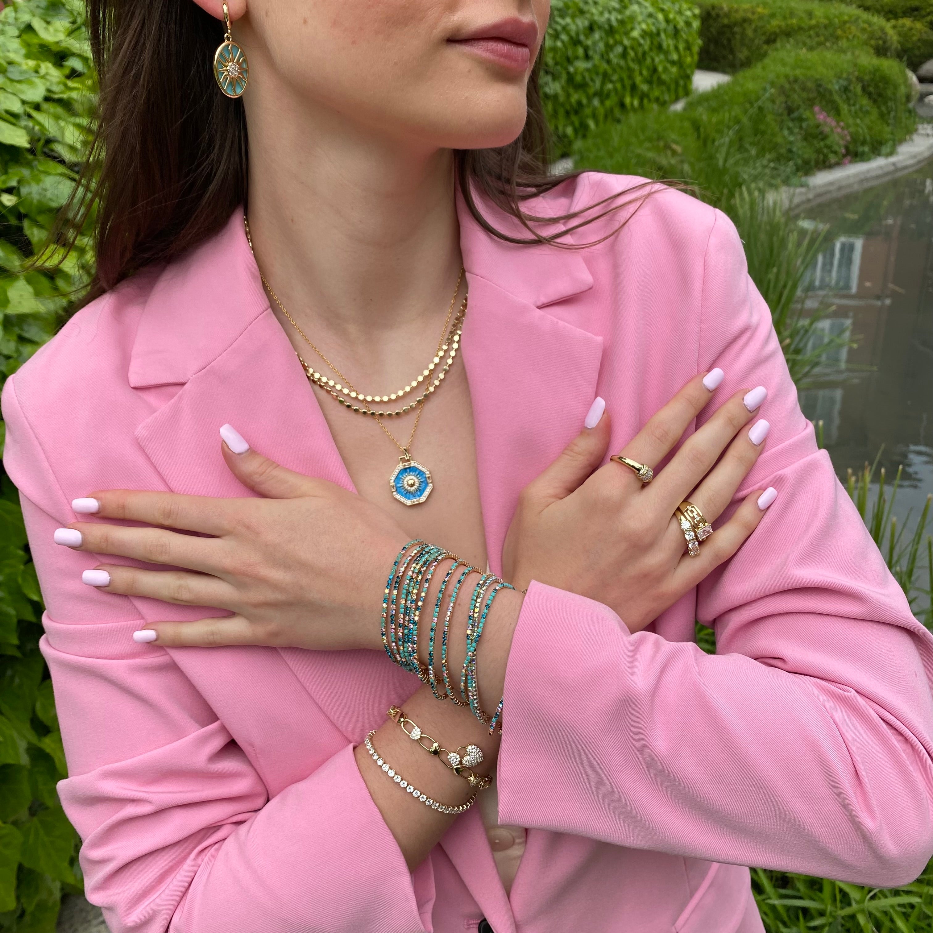 Azul Kolye