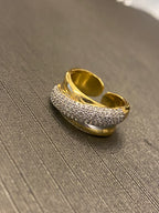 Bombeli pave yüzük