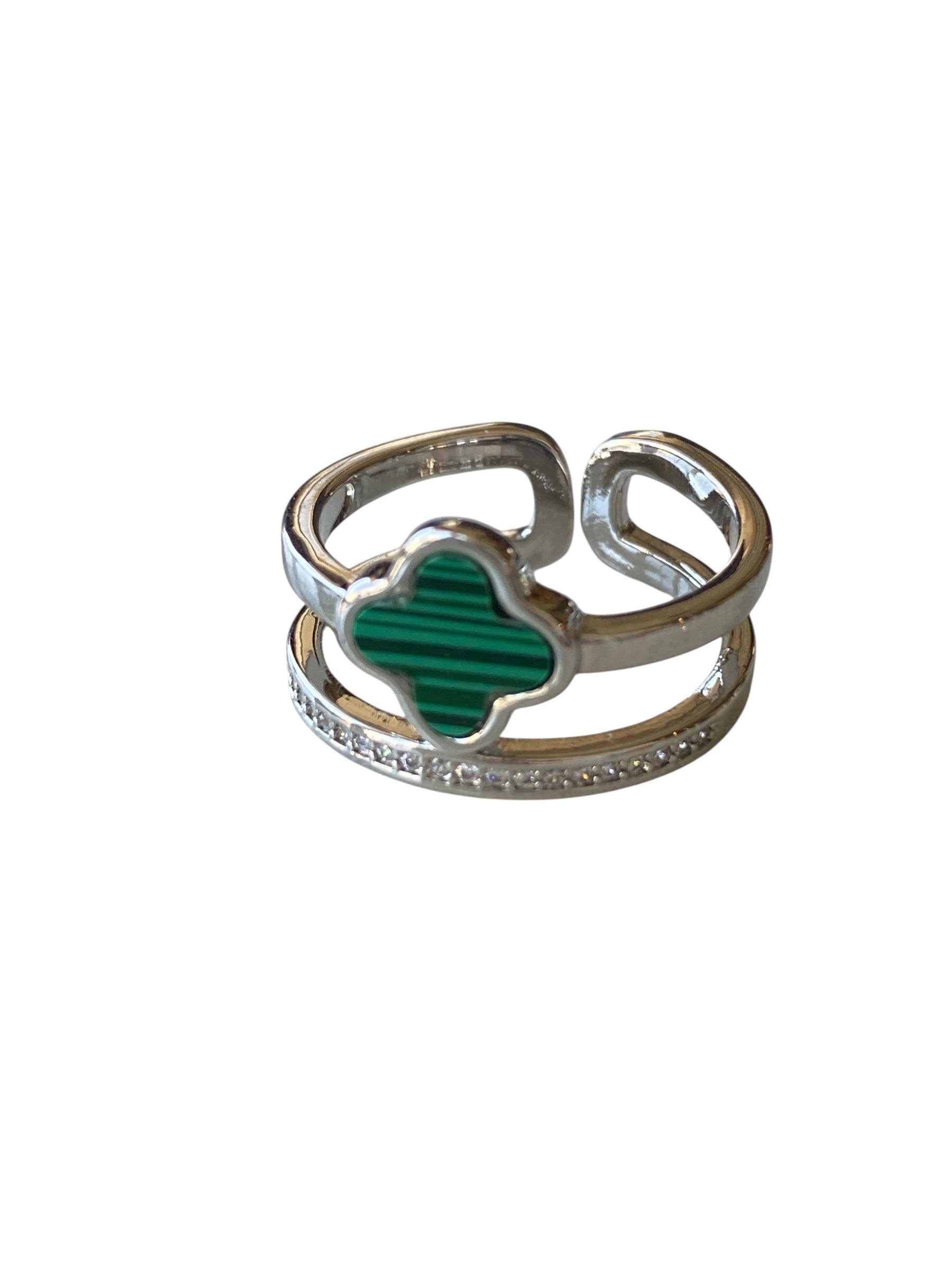 Van Cleef modeli yüzük