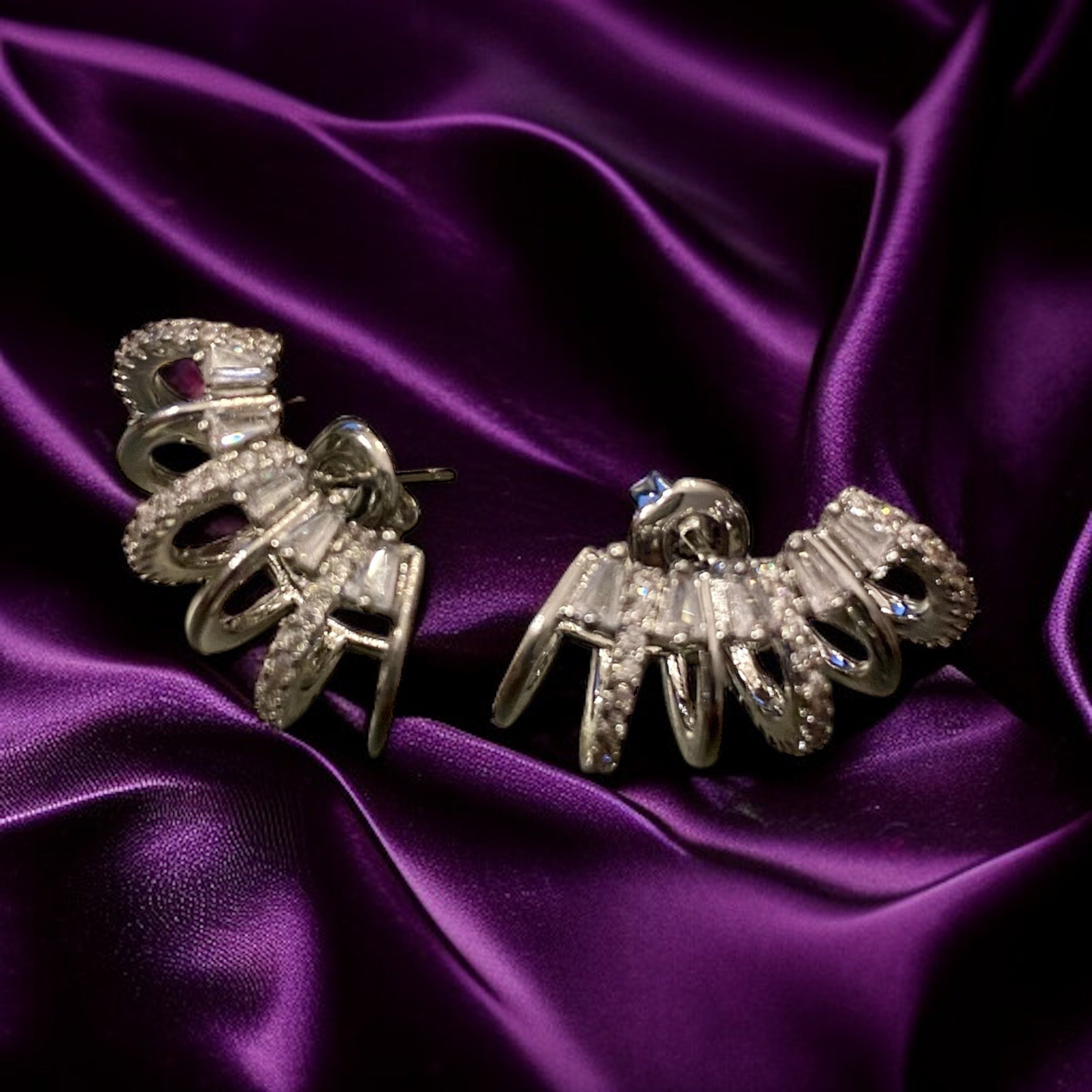 Baget taşlı cage küpe