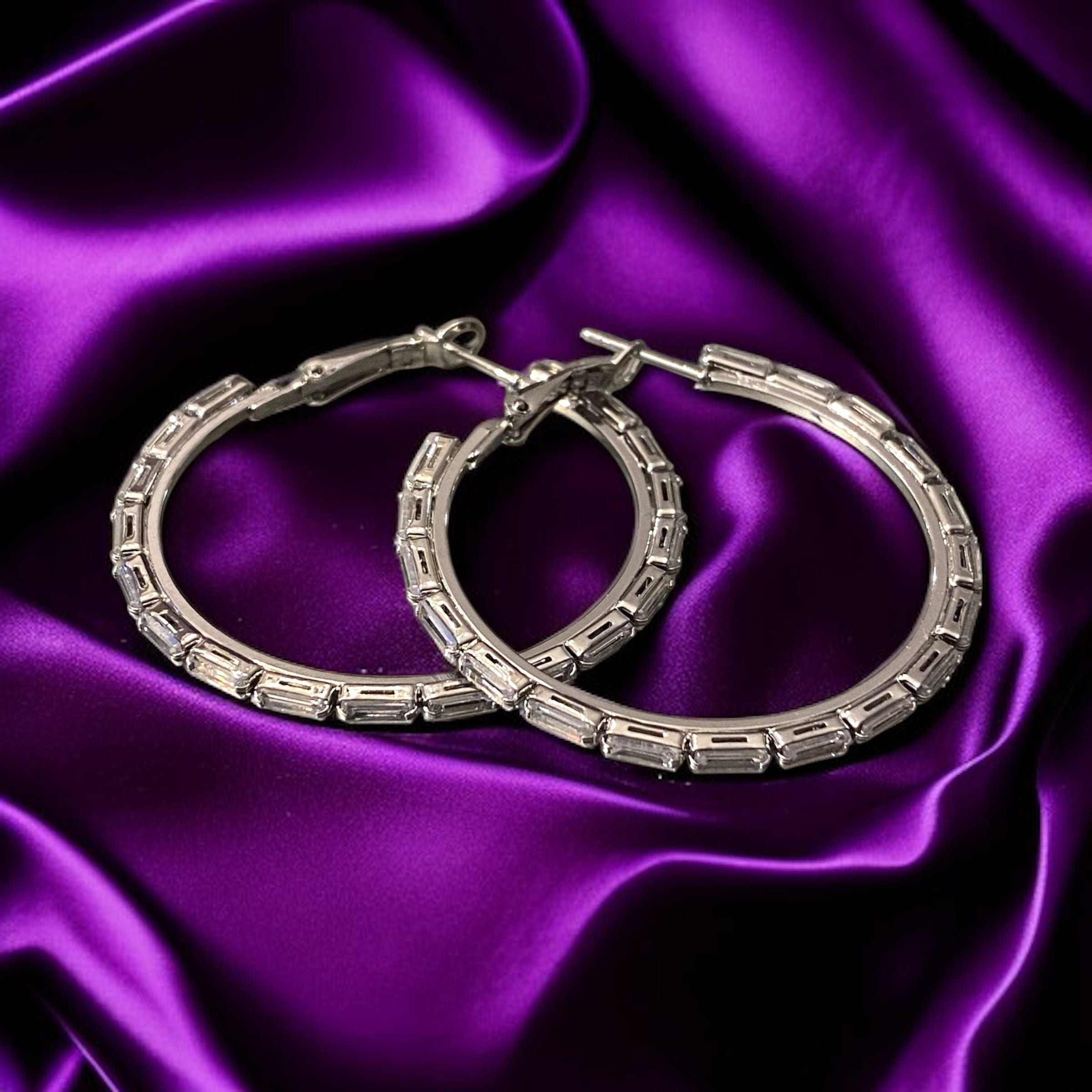 Baget taşlı zarif halka