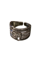 Baget ve pave taş detaylı 3 sıra yüzük